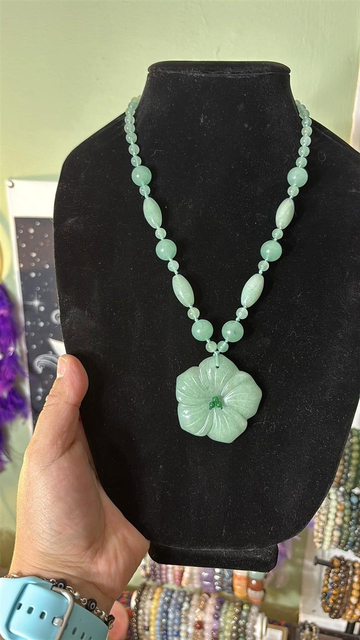 Natural stones & crystal jewelry — Luna's Treasure
