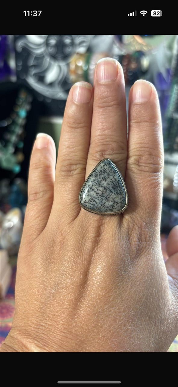 Natural stones & crystal jewelry — Luna's Treasure